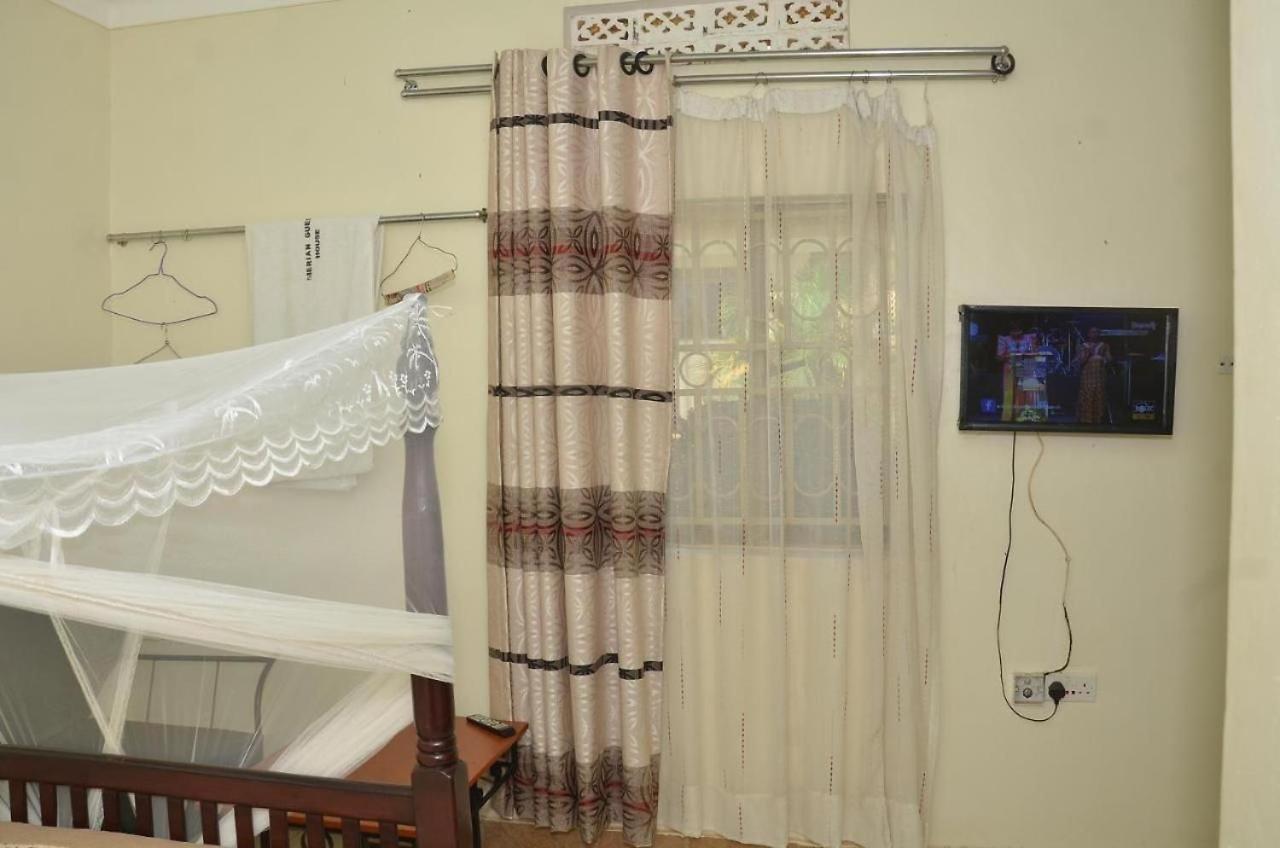 Merian Gardens And Guest House Mukono Town Экстерьер фото